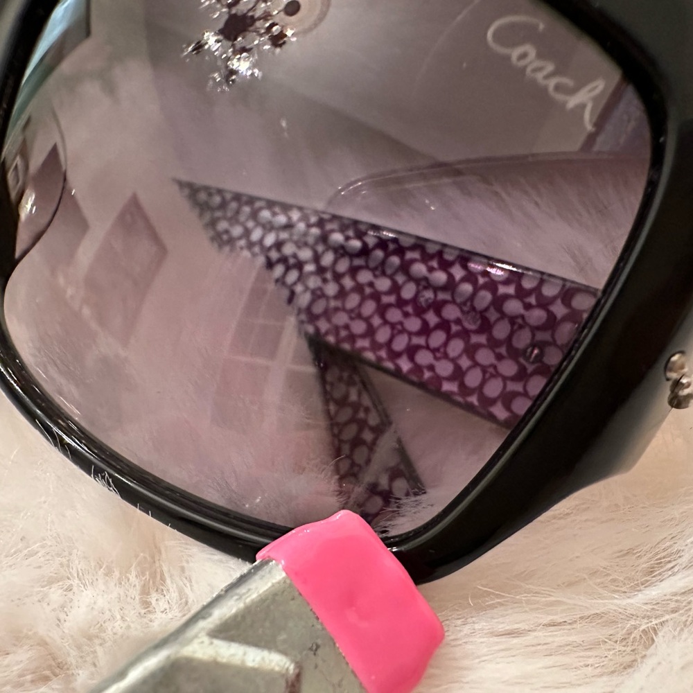 Coach Signature Scarlet Black Oversized Sunglasses PreLOVED Cond See all pics - Picture 11 of 13